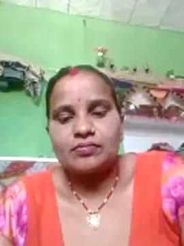 Shivani09900 live cam