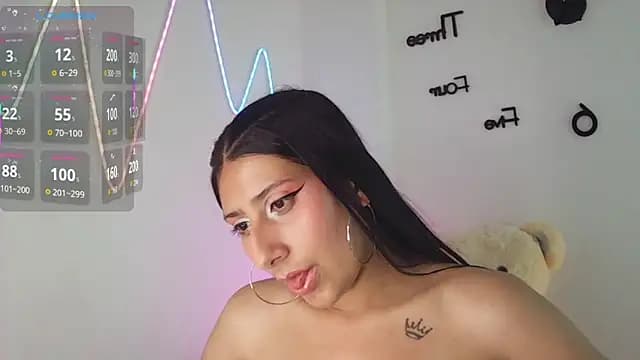 Sara_Blum live cam