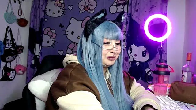 lussyevans24 live cam