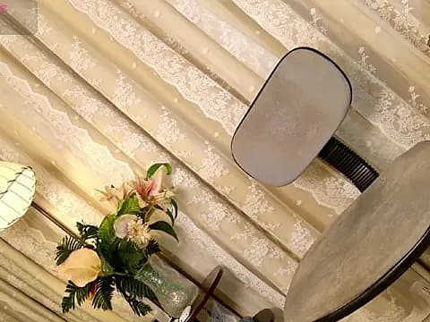 PrettyStranger live cam