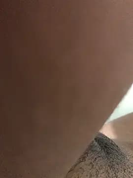 Anyy33 live cam