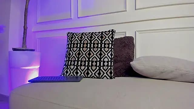 MayaLee_ live cam