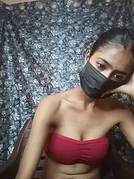 Yogita51 live cam