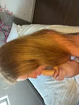 Carammelstorm live cam