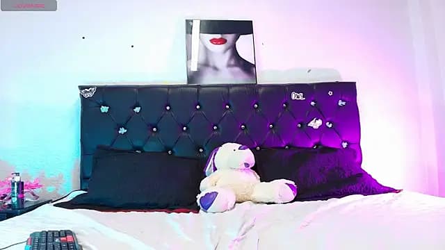 AISHLY_BARBBY live cam