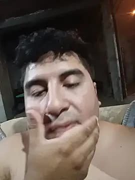 alewiin live cam on Stripchat