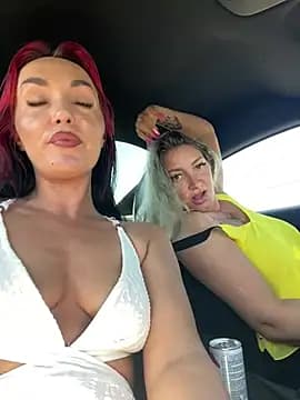 MeganFoxiyyy live cam