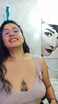 Your_Aleja15 live cam