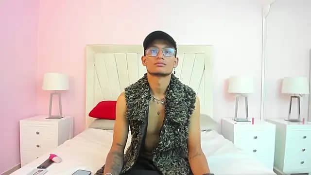 Damian_Garciaa live cam
