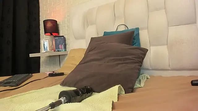Ada_Porter live cam on Stripchat