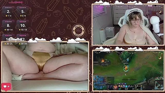 MissIthu live cam on Stripchat