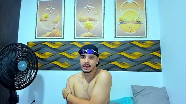 Leon_Hotx live cam