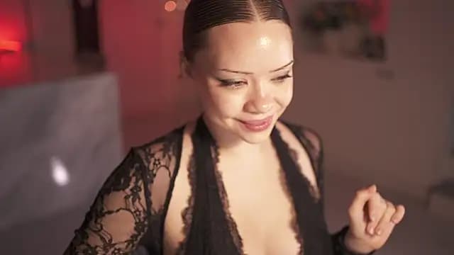 VixenMia live cam on Stripchat