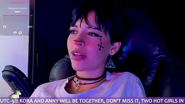 Anny_Kiitty live cam