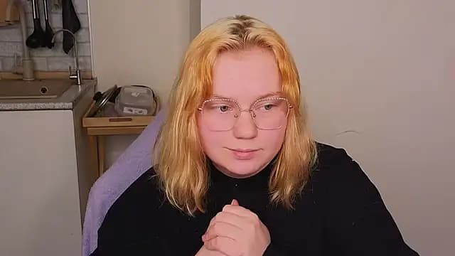 soft_focus live cam