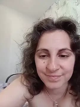 ShelaDiass live cam