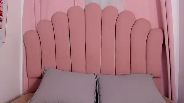 PaolaB_g live cam