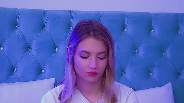 StacyEvances live cam