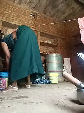 cute_diya_12 live cam