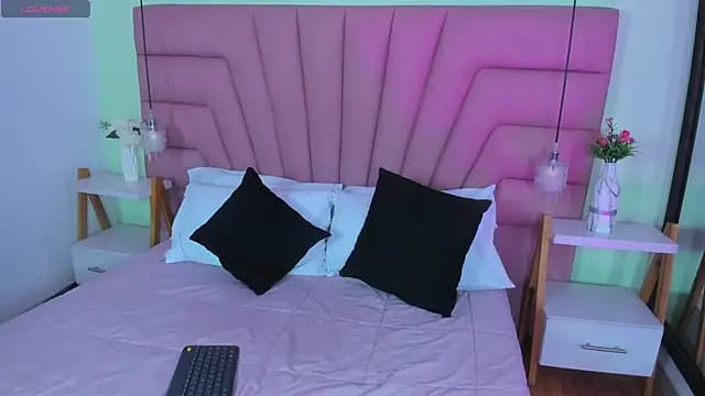 Kim_Luna1 live cam