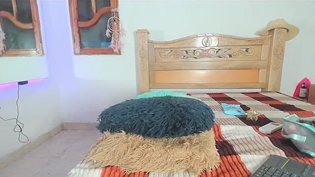 bratz_glloe live cam