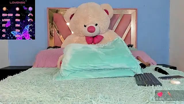 n_tiana live cam