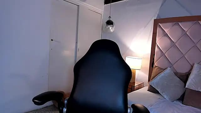 dulce_lyraa1 live cam