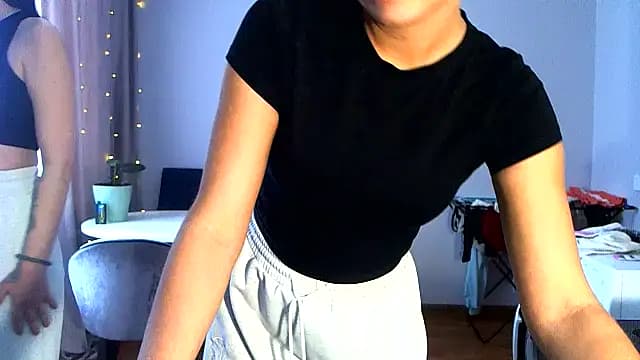 imvika live cam