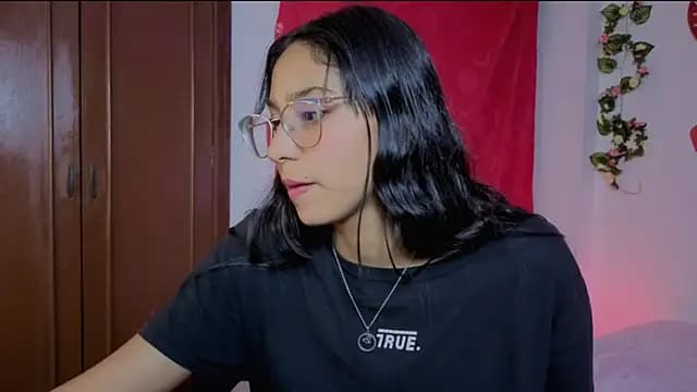 PaulaCutexs live cam