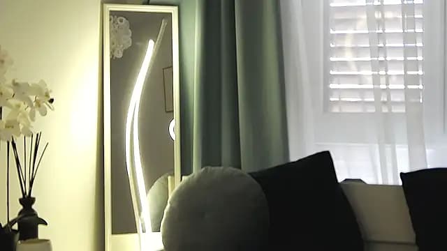 OrianaWade live cam