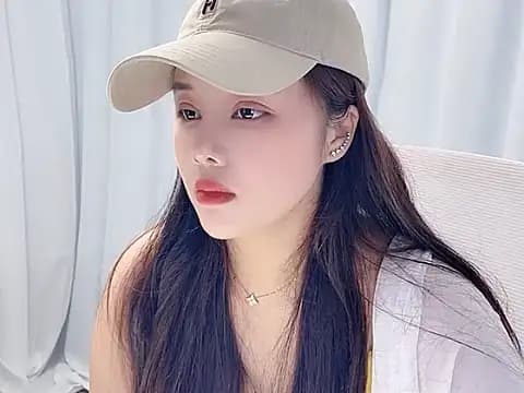 Qingqing19 live cam