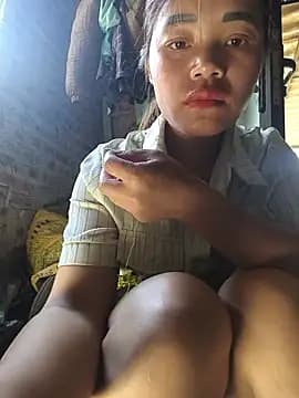 Emma-sin live cam