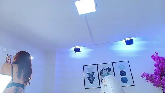 Tamara_slimx live cam