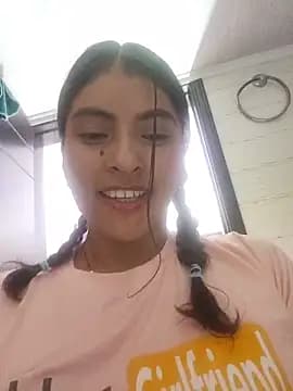 Fox_Roxxan live cam
