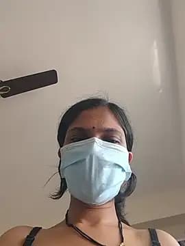 Shivani2002 live cam