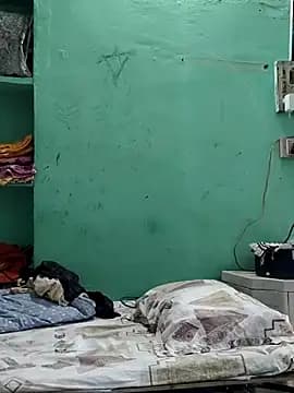 Piya-Naughty live cam