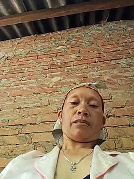 Heli_pusy live cam