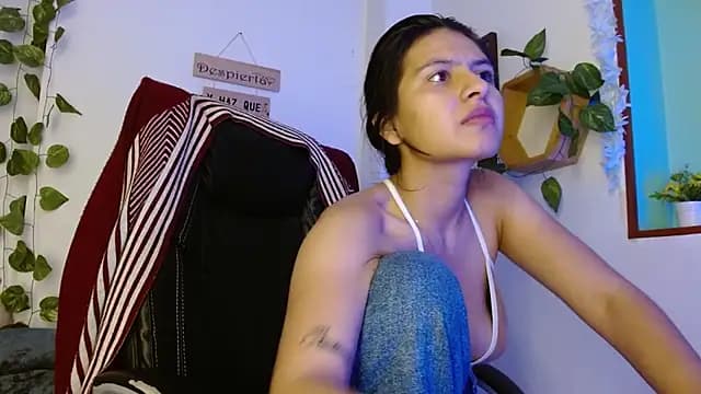 Jennal-Guerrero live cam