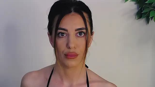 IvyLustt live cam