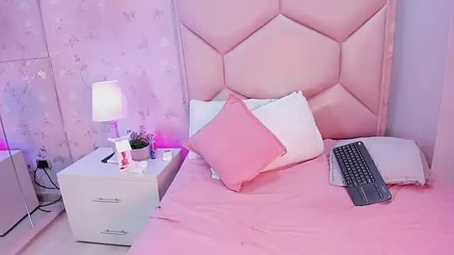 Nasly_Moore live cam