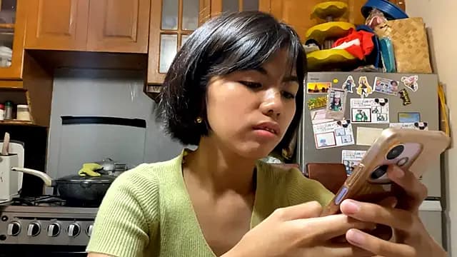 YukikoSchaefers live cam