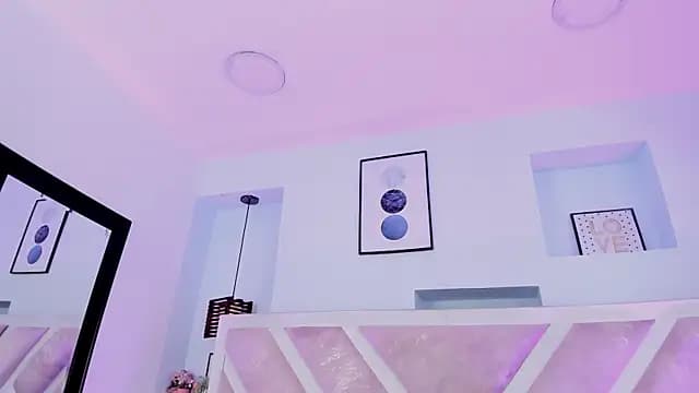 Oriana_Guzman live cam