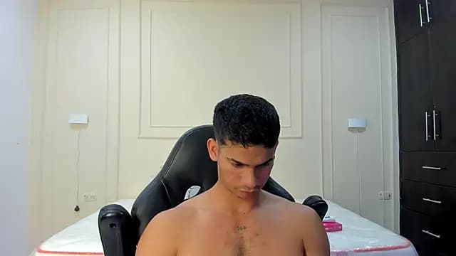 ANDRES_STUD live cam
