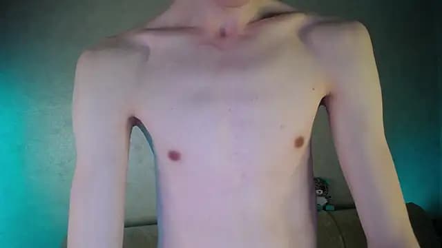 yes_cute_boy_ live cam on Stripchat