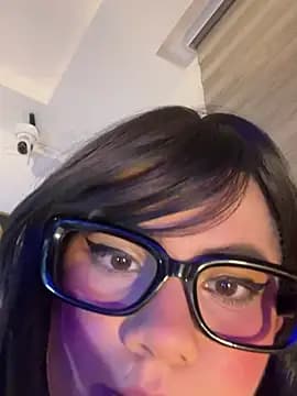 Valenhill xh live cam on Stripchat