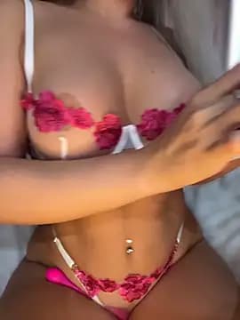 PinaColaBoom live cam