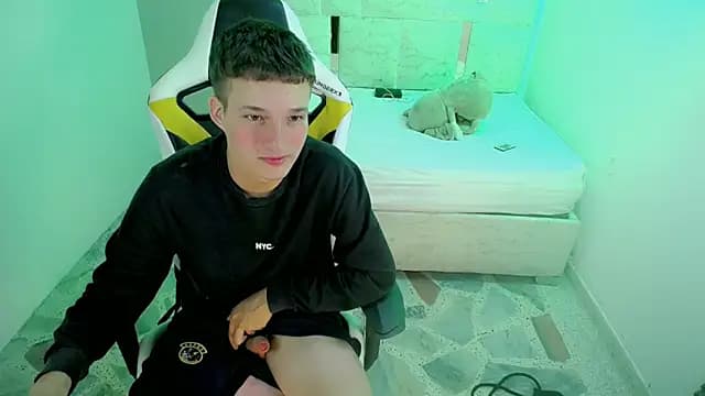El_rubioo_ live cam on Stripchat