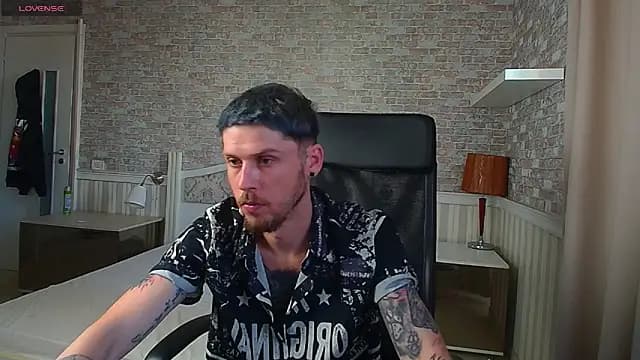 JonahShaw live cam