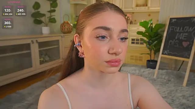 WondaCoriaty live cam