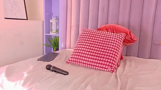 Meganlove__ live cam